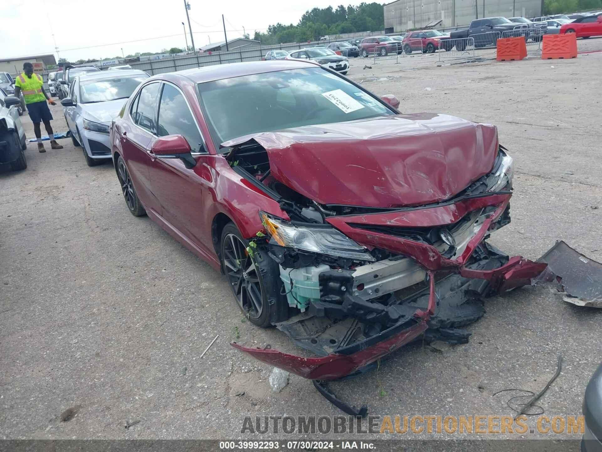 4T1B61HK6JU584896 TOYOTA CAMRY 2018