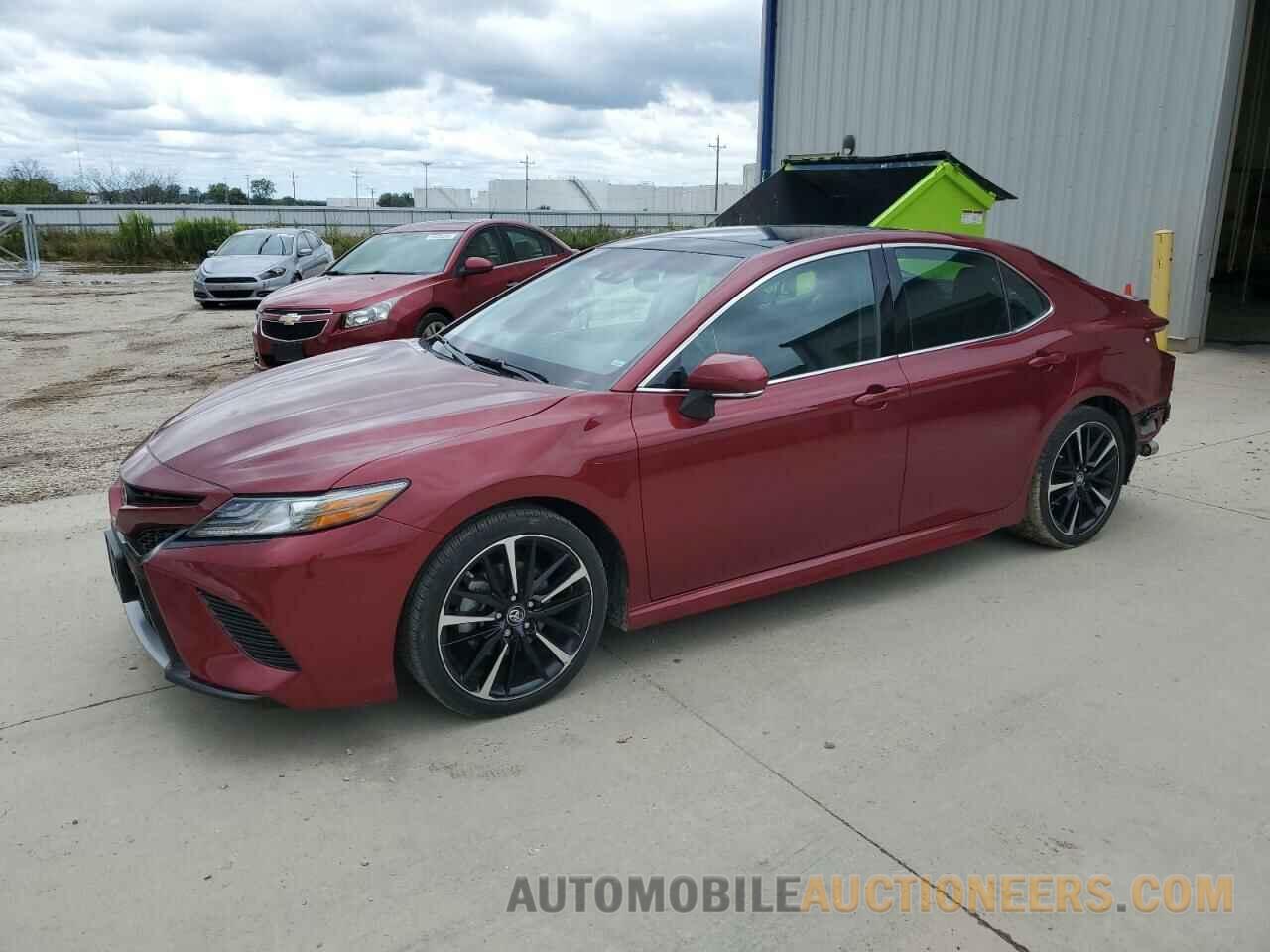 4T1B61HK6JU661346 TOYOTA CAMRY 2018