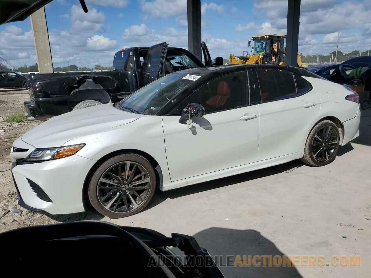 4T1B61HK6KU186993 TOYOTA CAMRY 2019