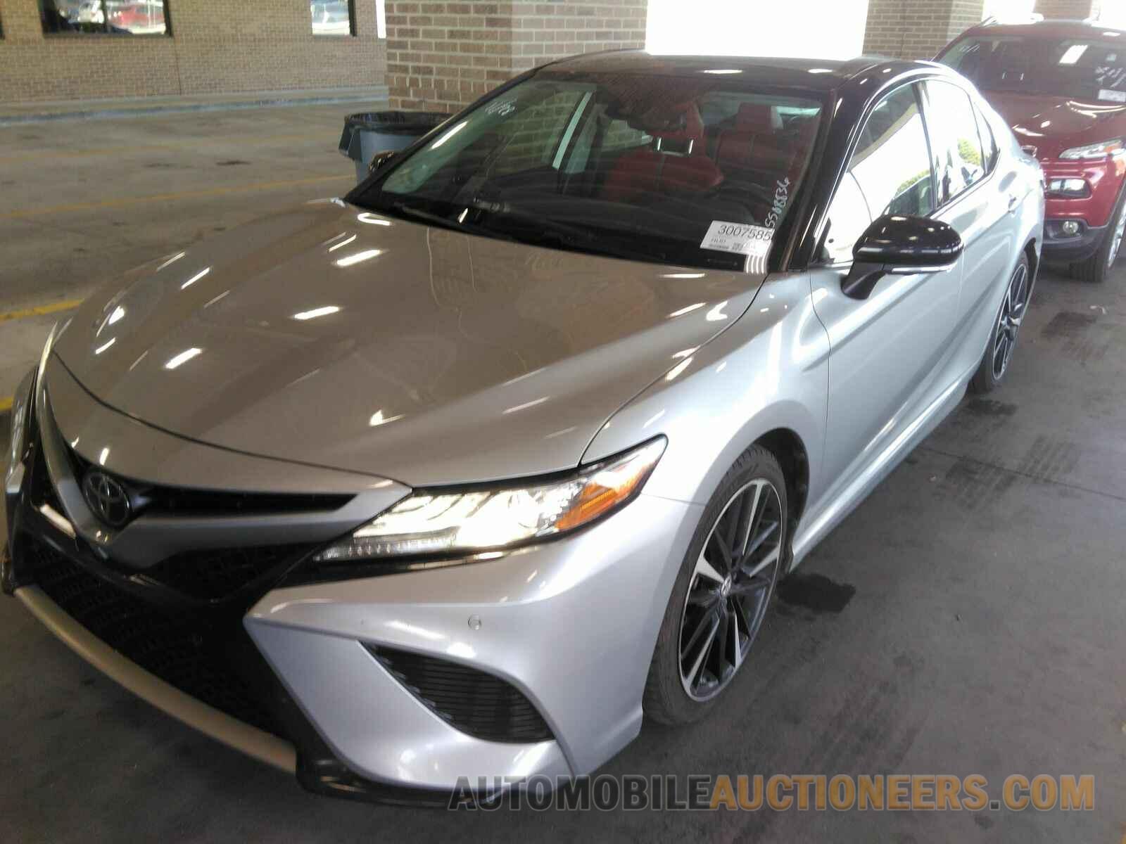 4T1B61HK6KU245749 Toyota Camry 2019