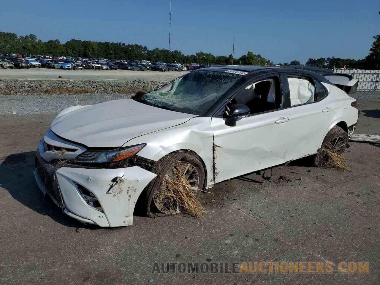 4T1B61HK7JU007083 TOYOTA CAMRY 2018