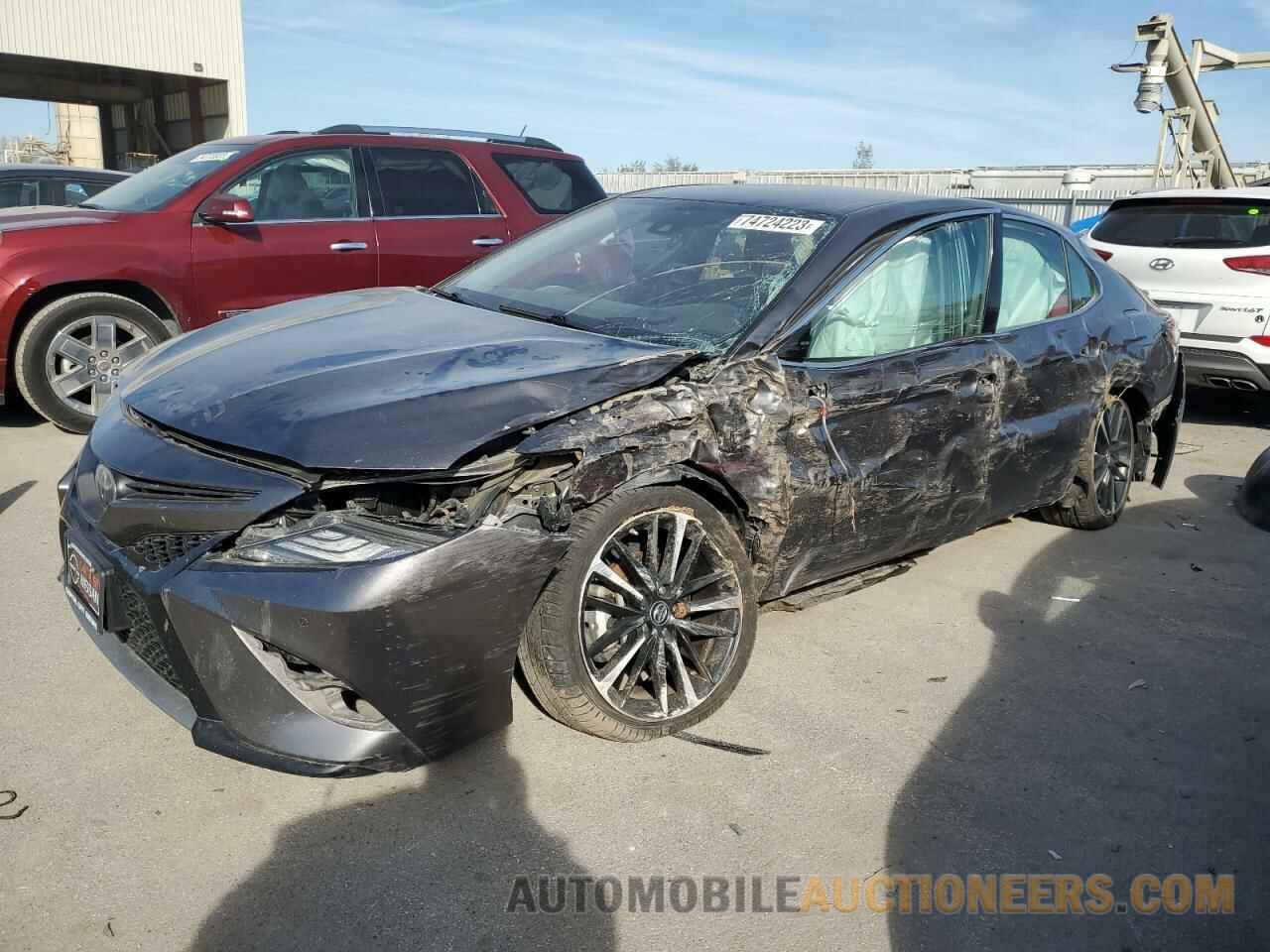 4T1B61HK7JU021694 TOYOTA CAMRY 2018