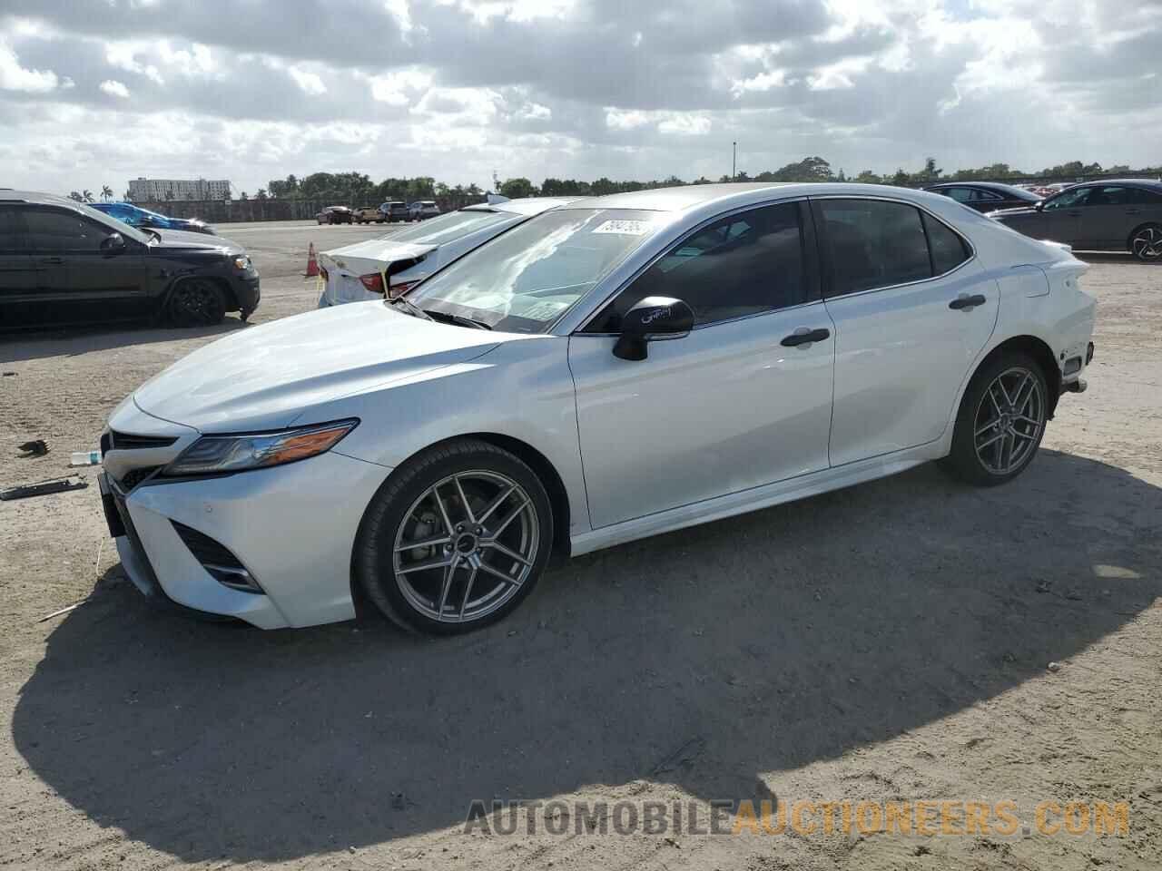 4T1B61HK7JU060821 TOYOTA CAMRY 2018