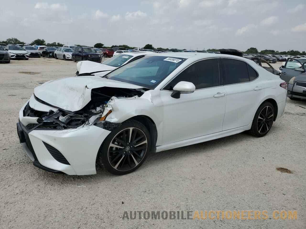 4T1B61HK7JU074279 TOYOTA CAMRY 2018