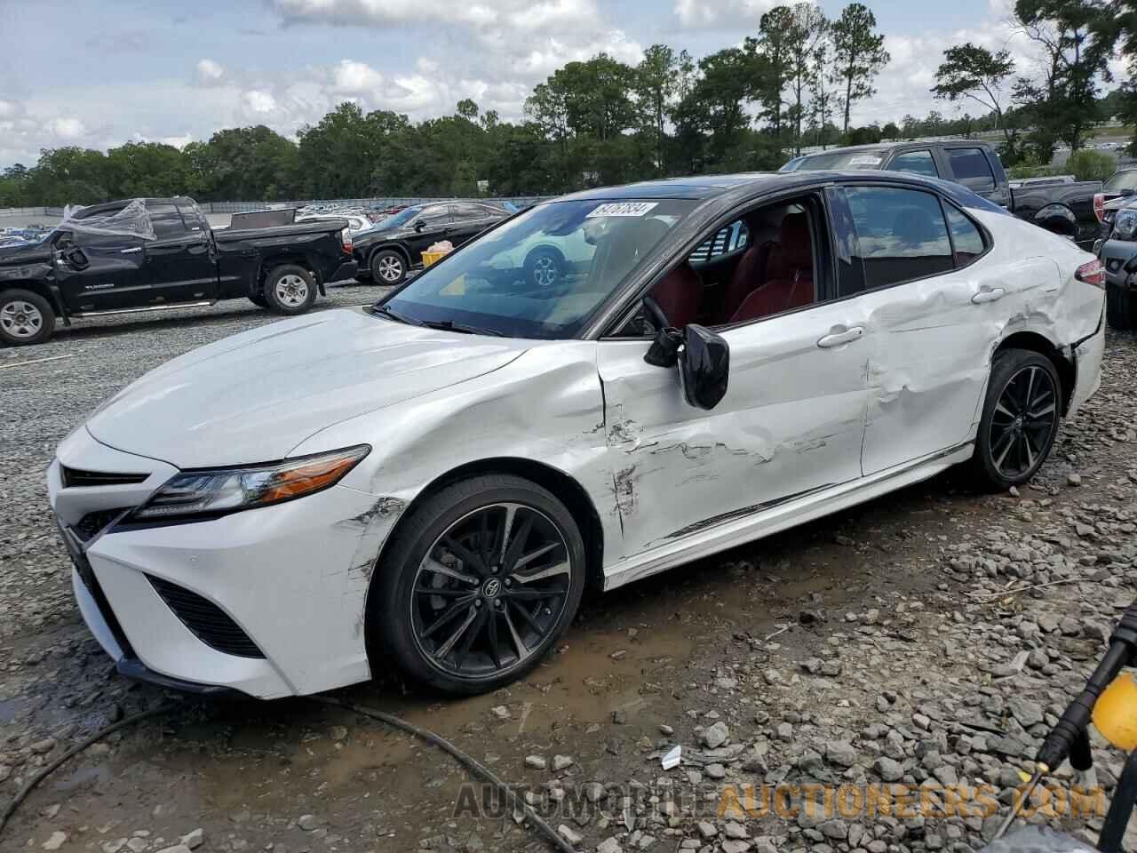 4T1B61HK7JU090286 TOYOTA CAMRY 2018