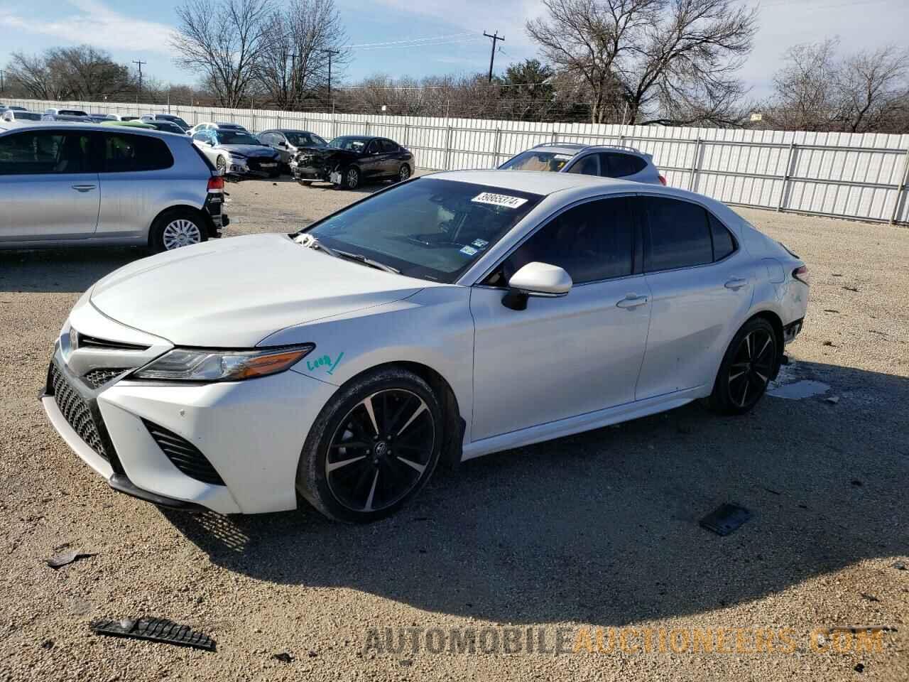 4T1B61HK7JU105059 TOYOTA CAMRY 2018