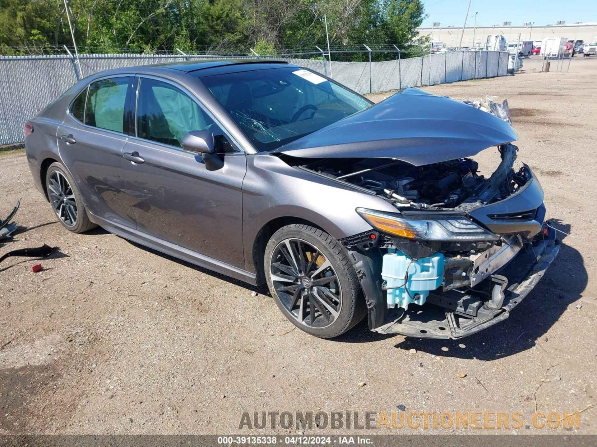 4T1B61HK7JU111055 TOYOTA CAMRY 2018