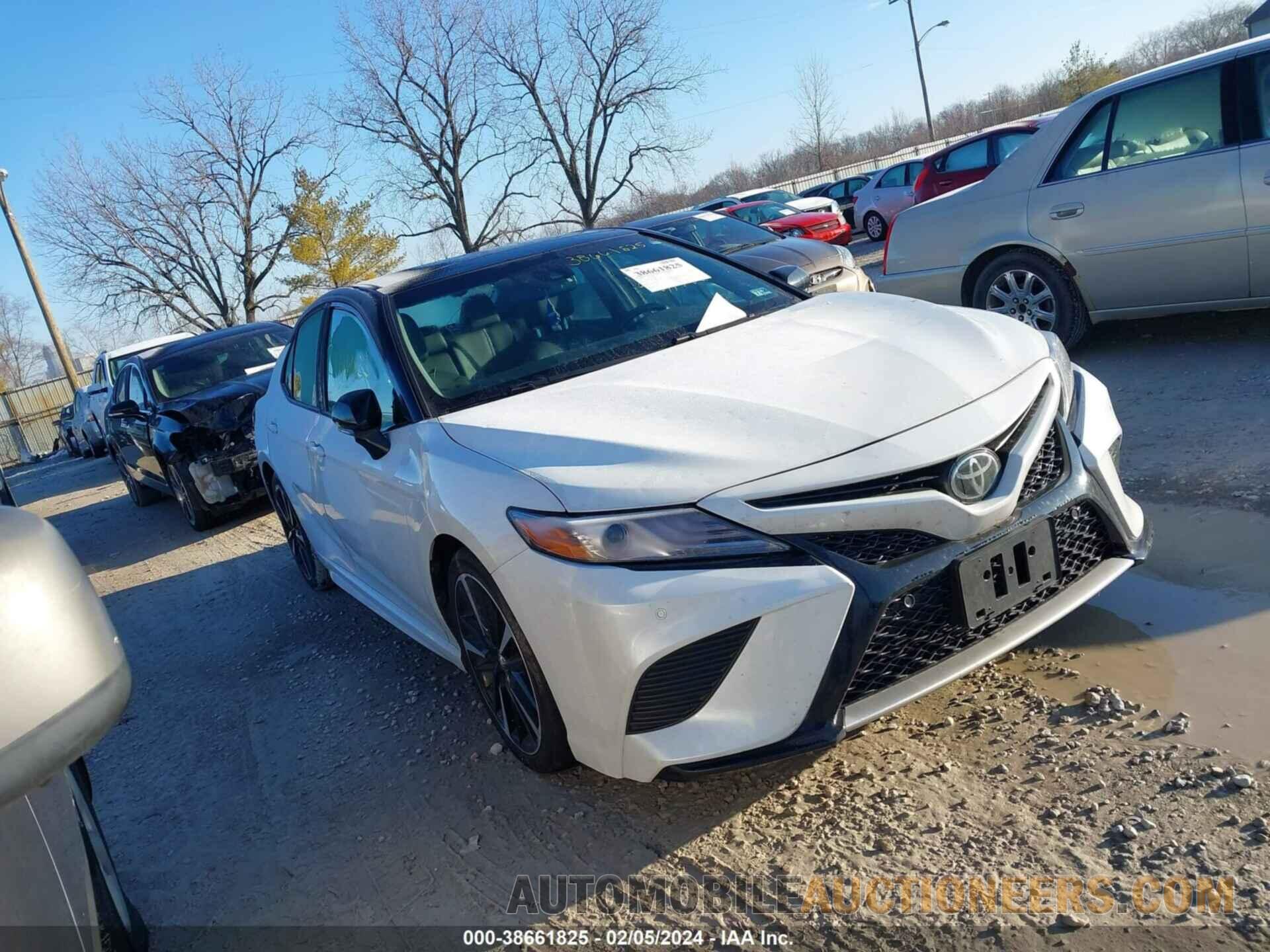 4T1B61HK7JU126512 TOYOTA CAMRY 2018