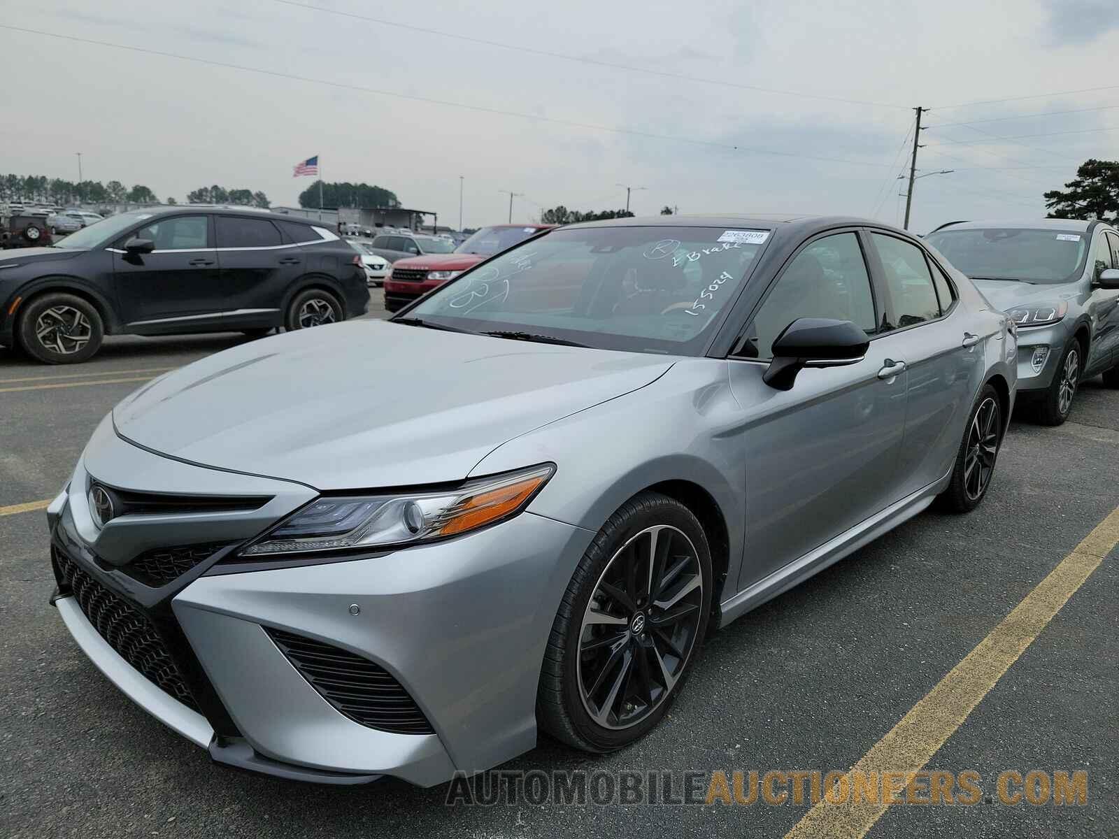 4T1B61HK7JU155024 Toyota Camry 2018