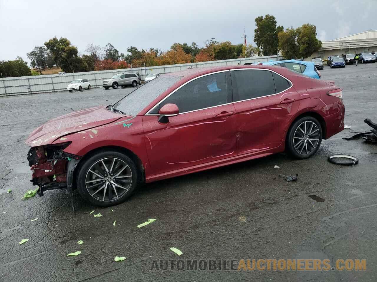 4T1B61HK7JU566293 TOYOTA CAMRY 2018