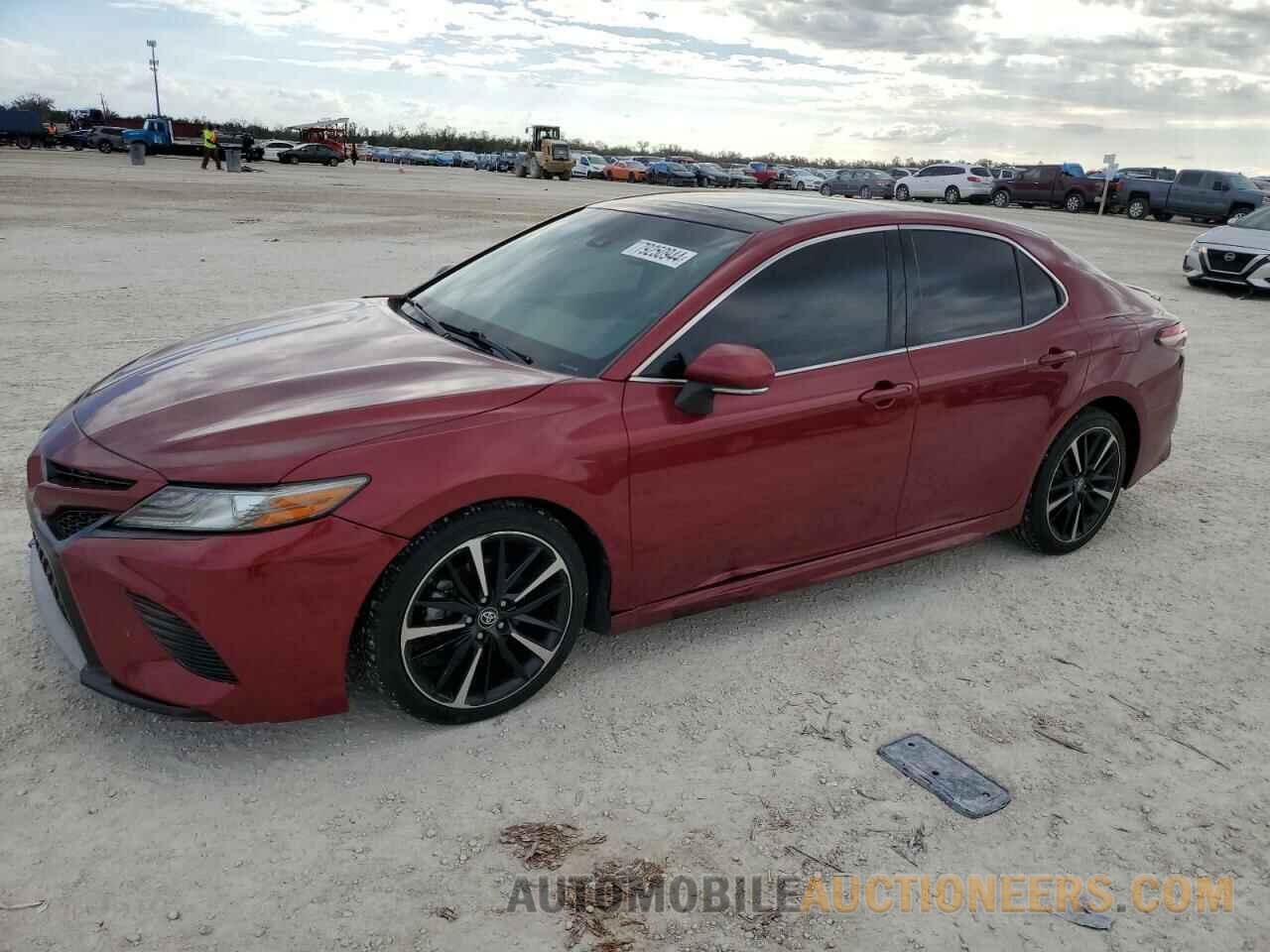 4T1B61HK7JU567265 TOYOTA CAMRY 2018