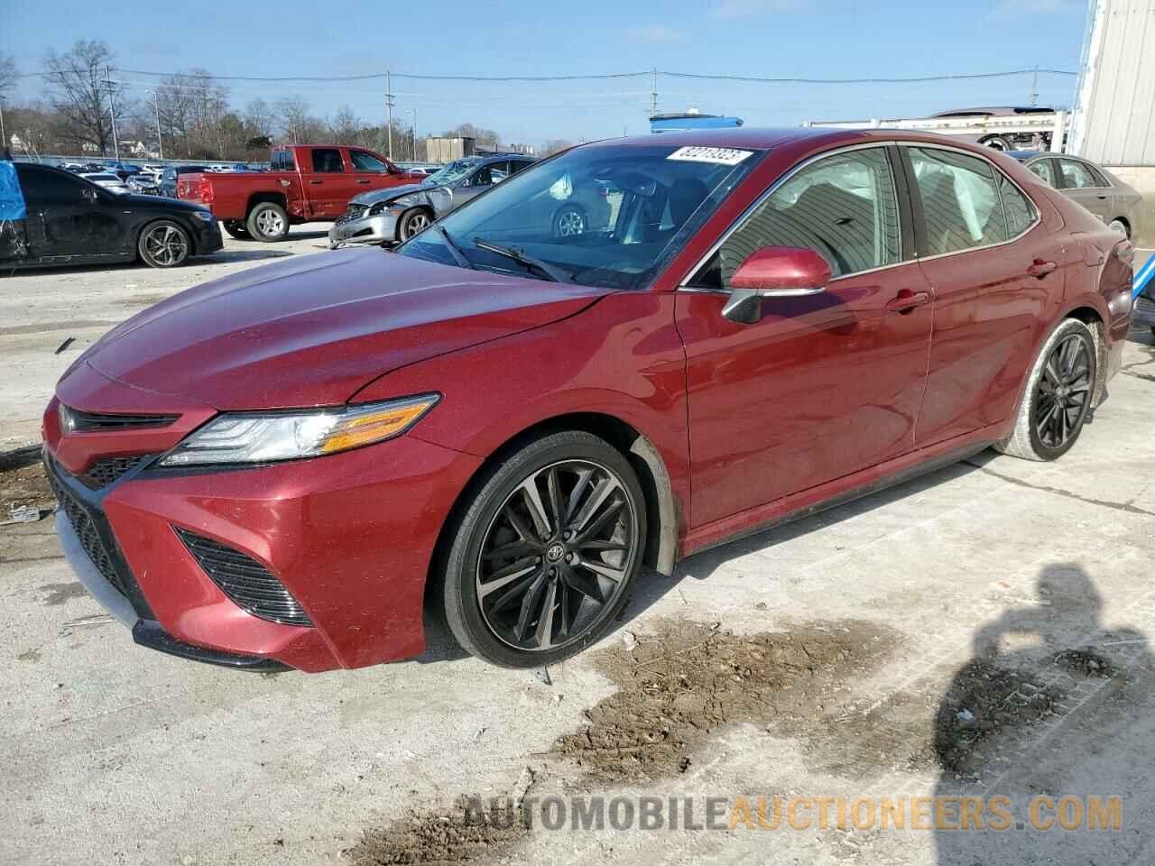 4T1B61HK7JU675921 TOYOTA CAMRY 2018