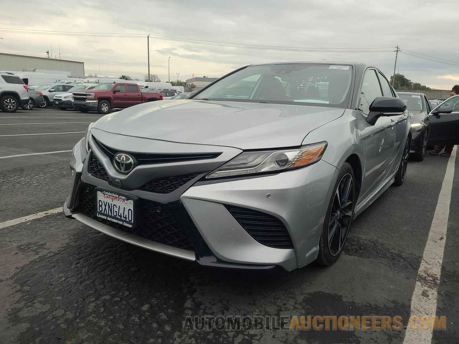 4T1B61HK7KU204708 Toyota Camry 2019