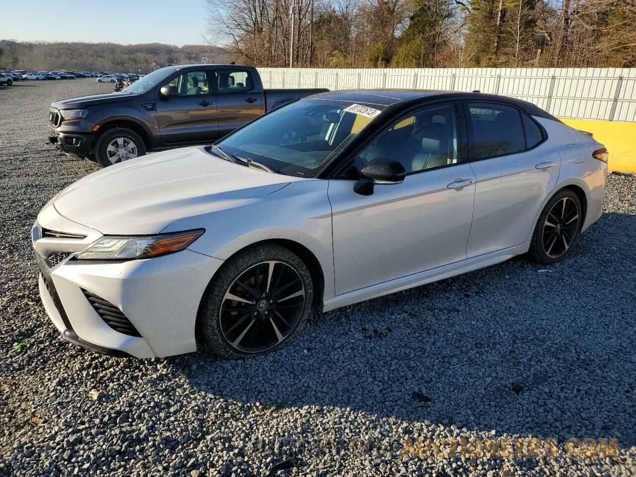 4T1B61HK7KU281238 TOYOTA CAMRY 2019