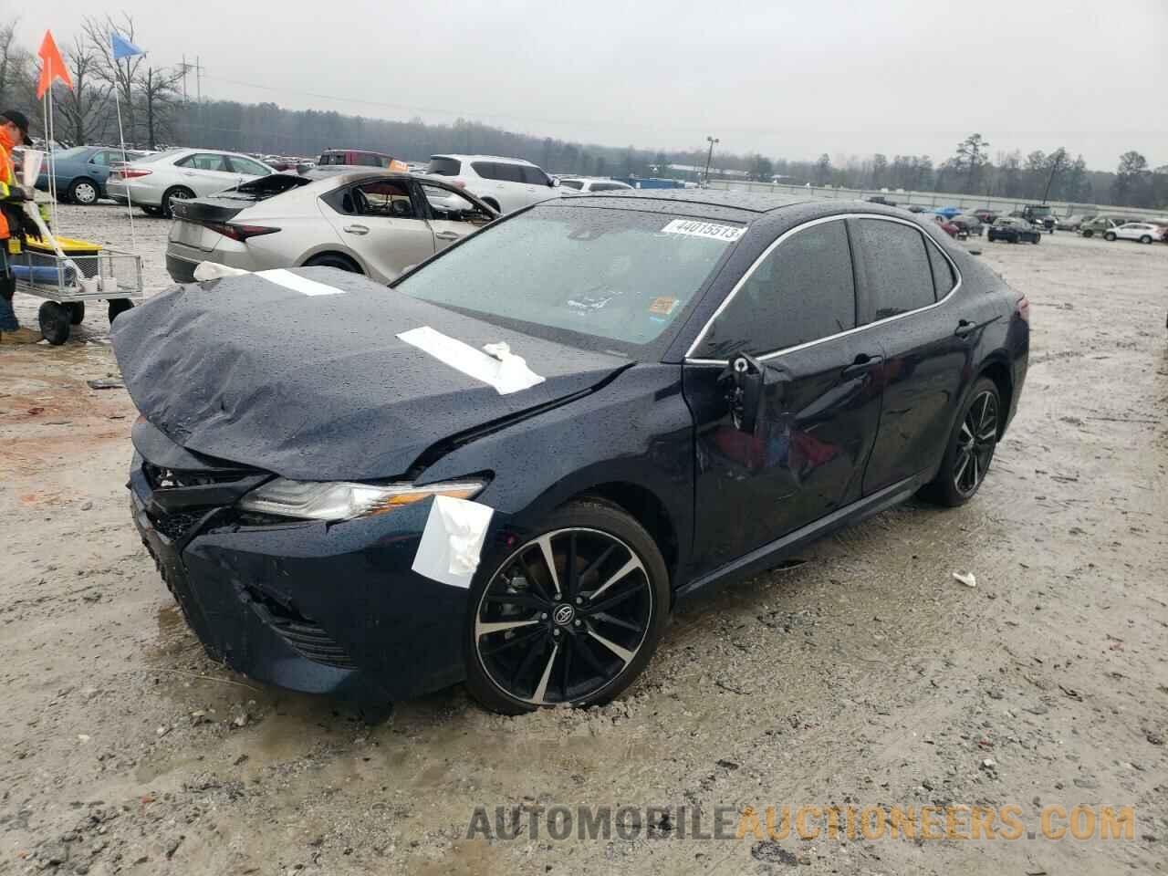 4T1B61HK7KU683910 TOYOTA CAMRY 2019