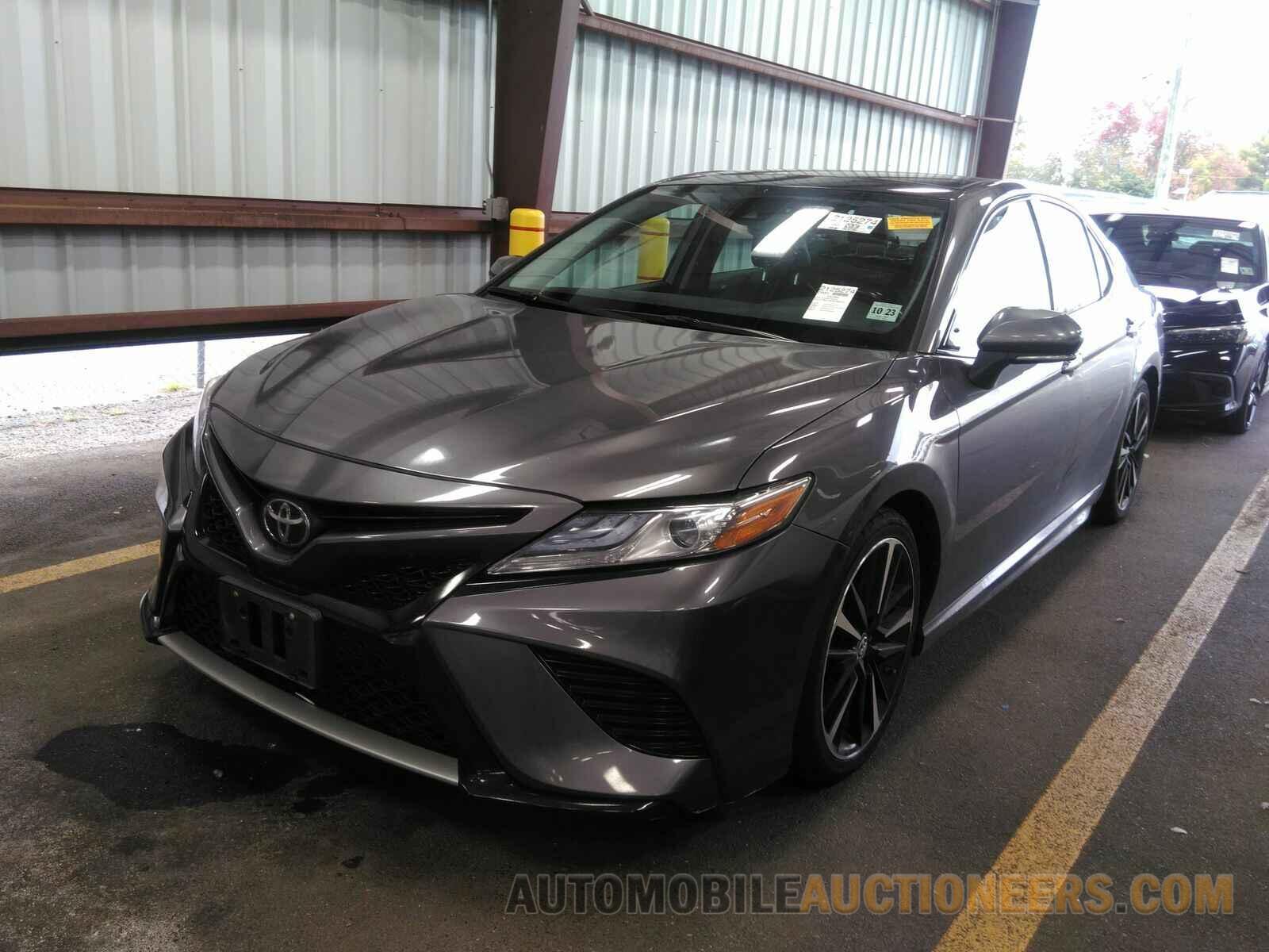 4T1B61HK7KU692770 Toyota Camry 2019