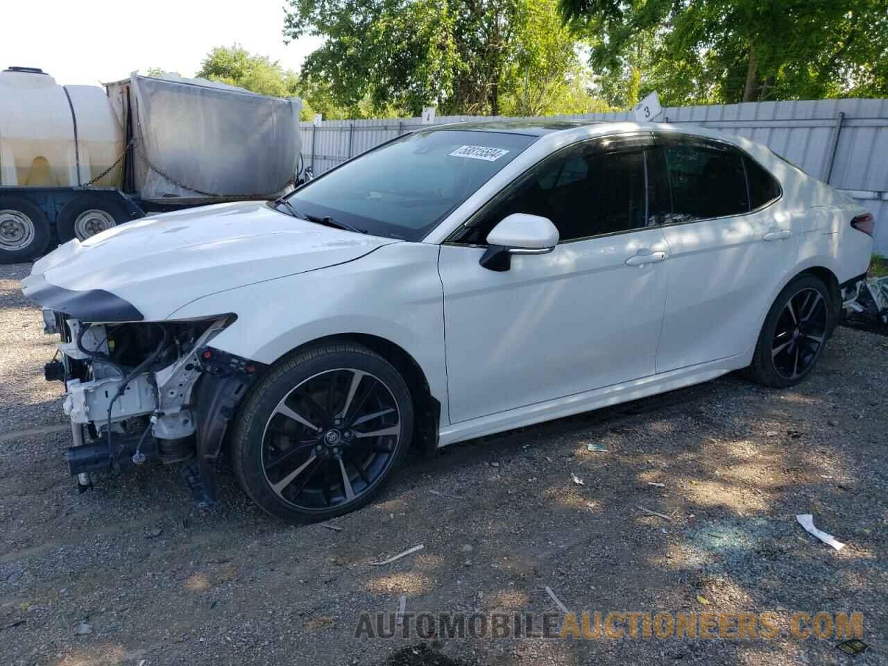 4T1B61HK8JU004211 TOYOTA CAMRY 2018