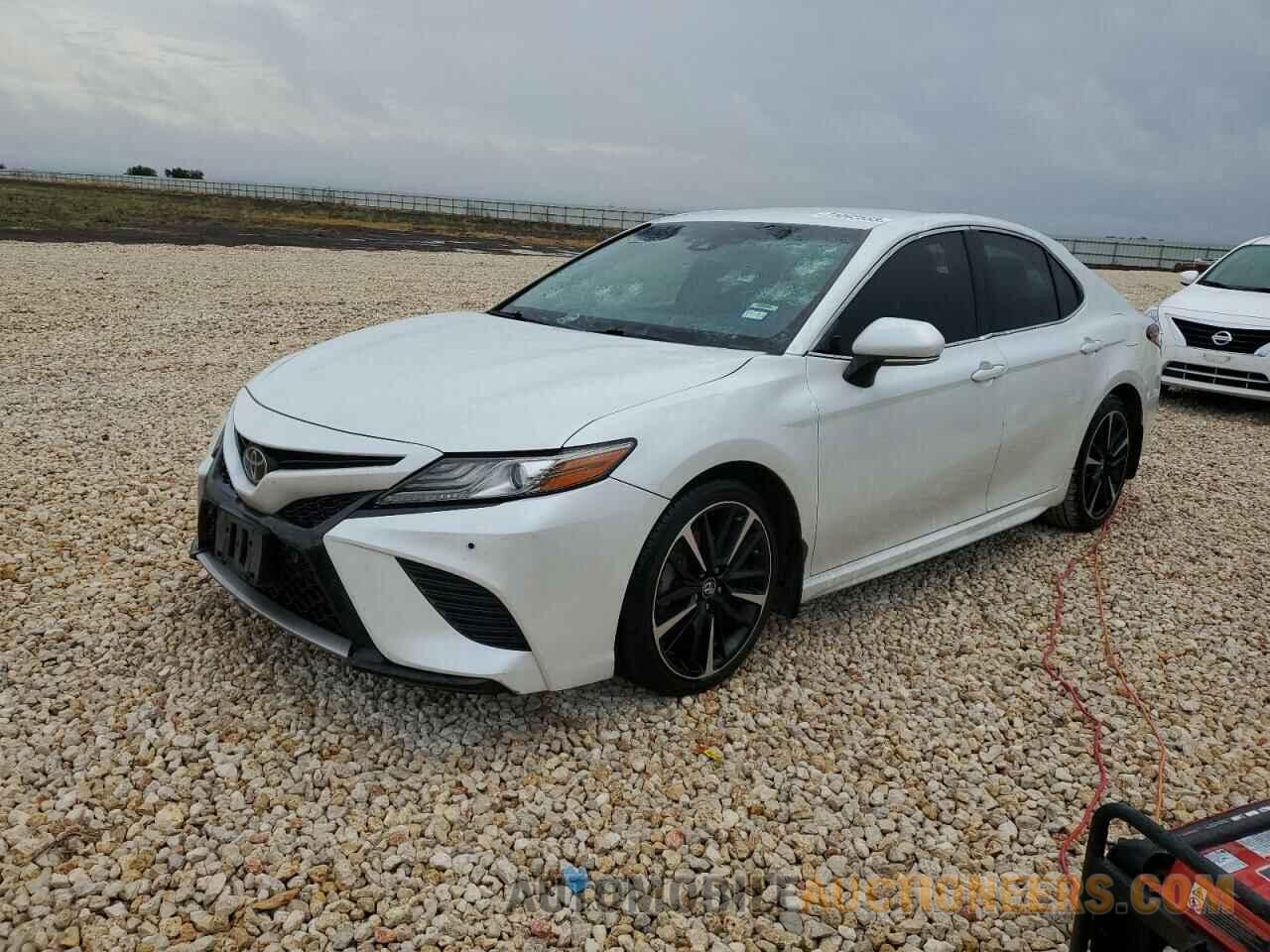 4T1B61HK8JU009053 TOYOTA CAMRY 2018