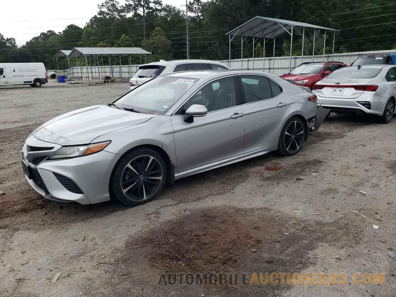 4T1B61HK8JU011126 TOYOTA CAMRY 2018