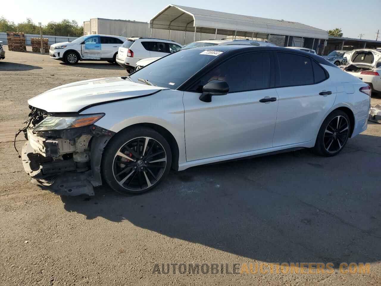 4T1B61HK8JU014351 TOYOTA CAMRY 2018