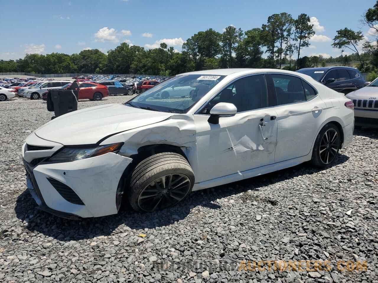 4T1B61HK8JU059998 TOYOTA CAMRY 2018