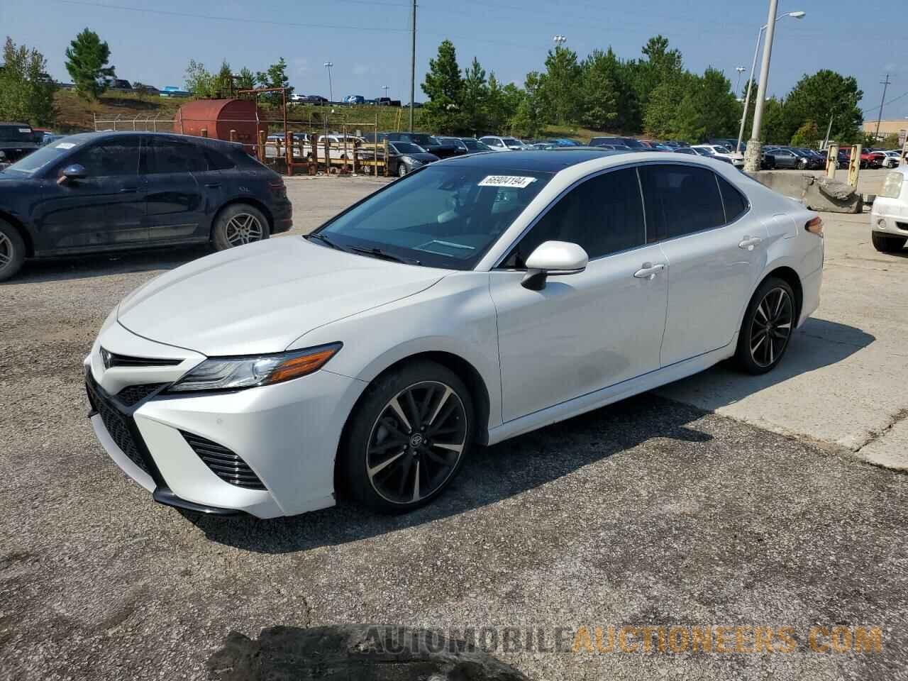 4T1B61HK8JU087607 TOYOTA CAMRY 2018