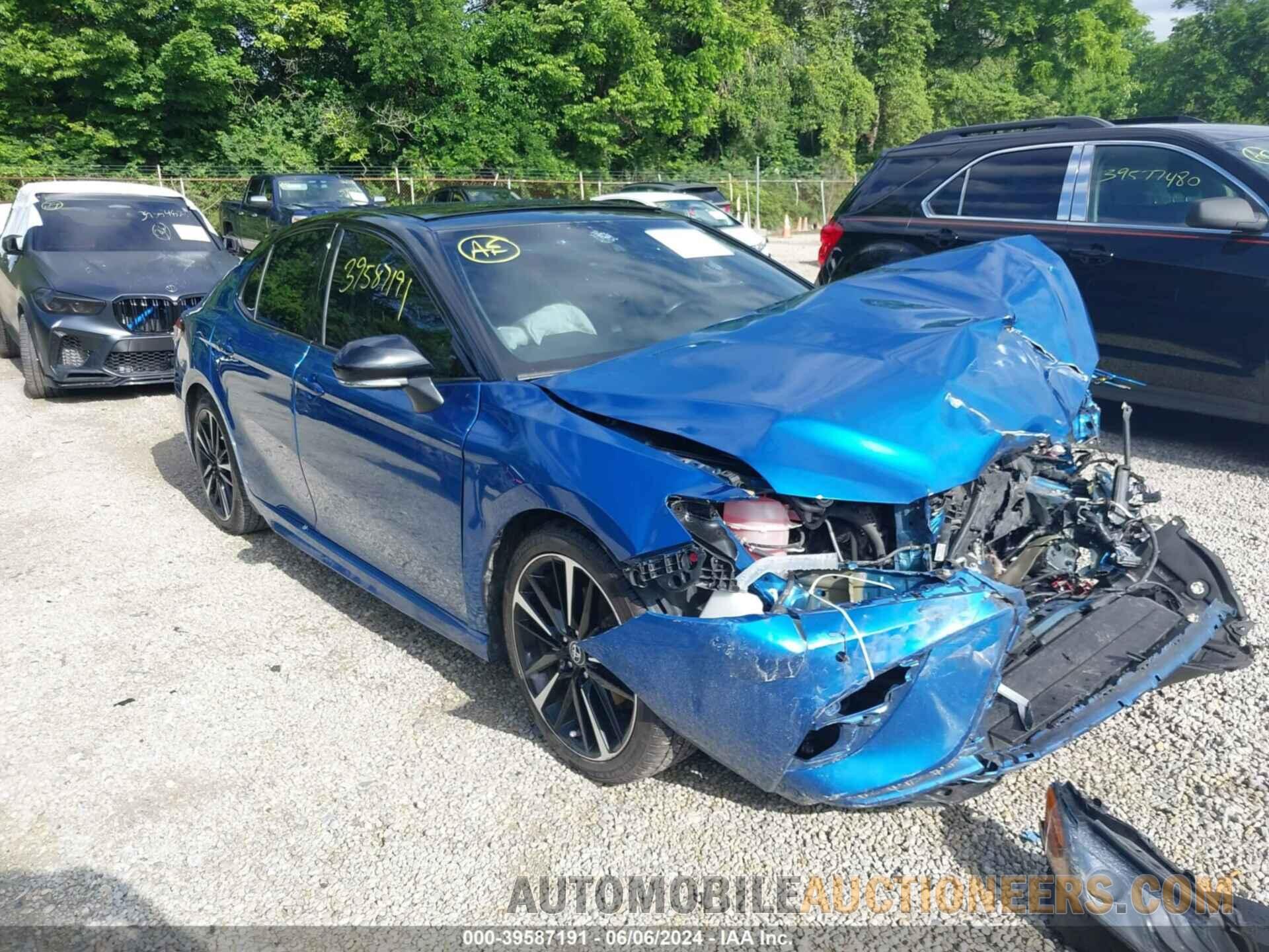 4T1B61HK8JU096887 TOYOTA CAMRY 2018