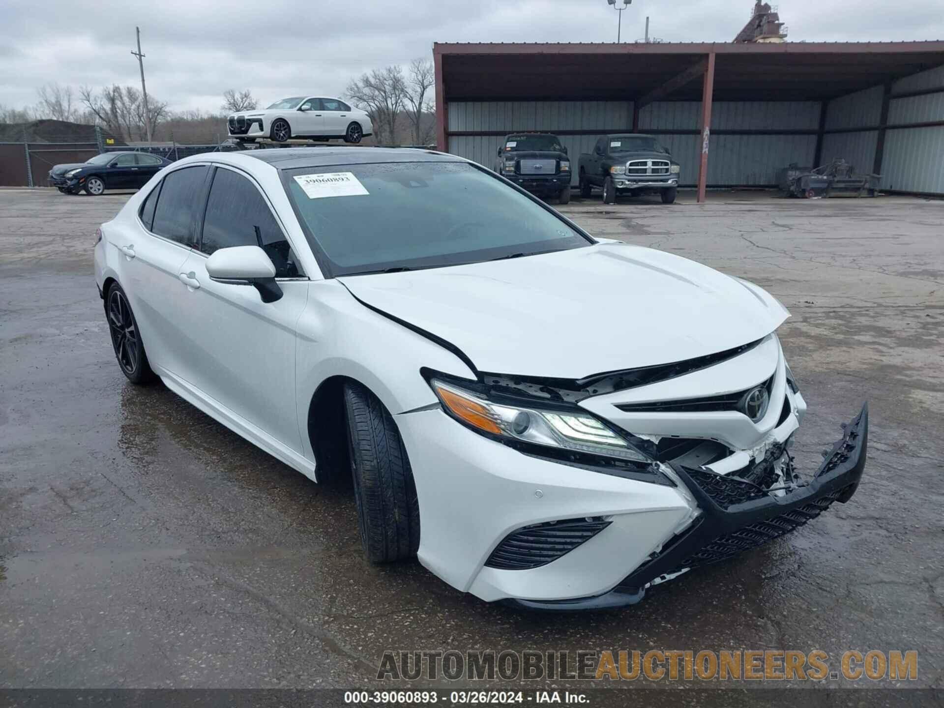 4T1B61HK8JU103997 TOYOTA CAMRY 2018