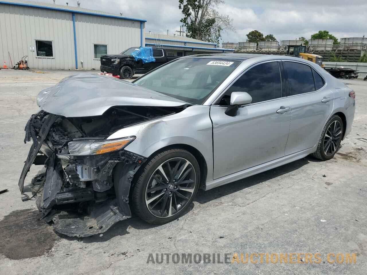 4T1B61HK8JU105653 TOYOTA CAMRY 2018