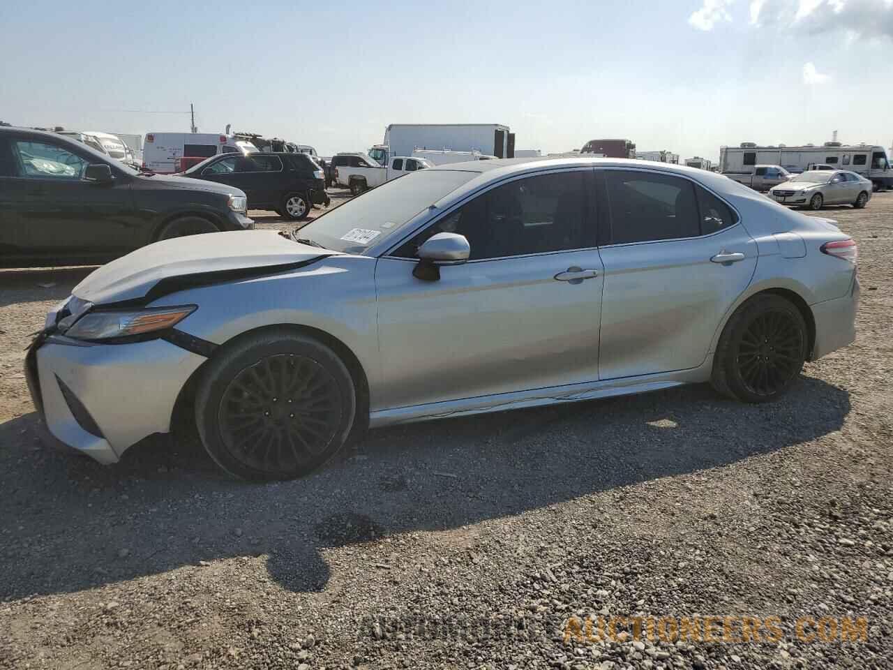 4T1B61HK8JU107628 TOYOTA CAMRY 2018