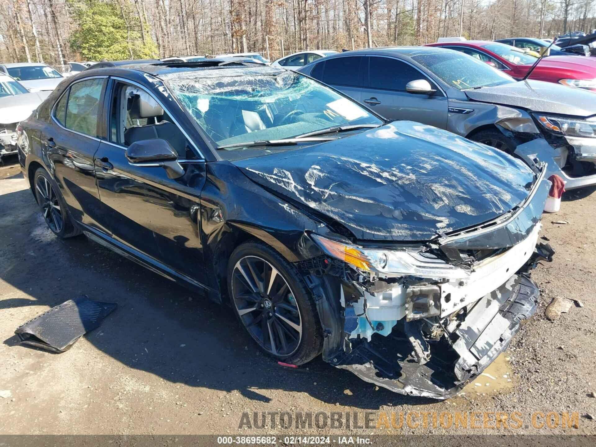 4T1B61HK8JU118466 TOYOTA CAMRY 2018