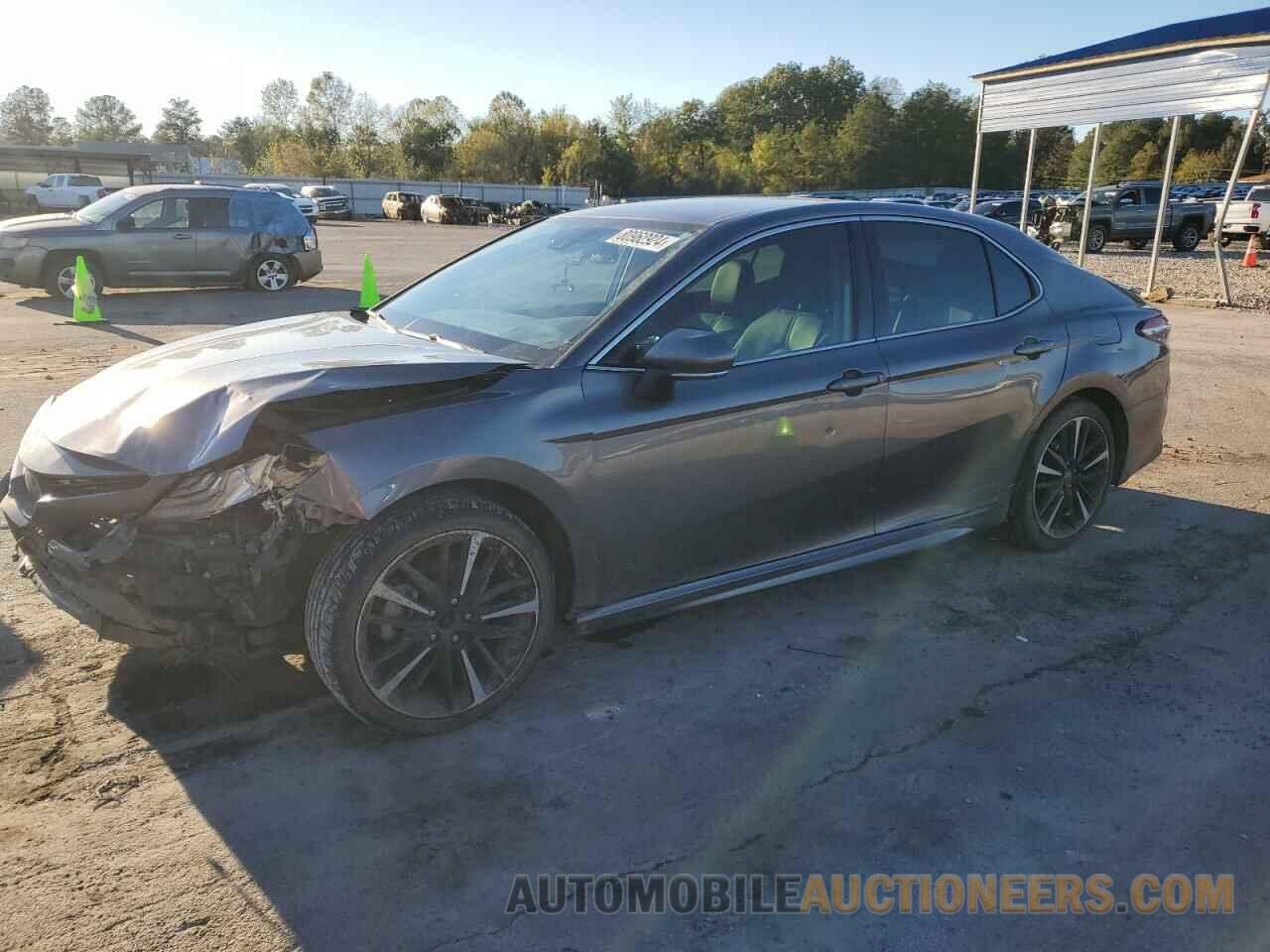 4T1B61HK8JU121061 TOYOTA CAMRY 2018