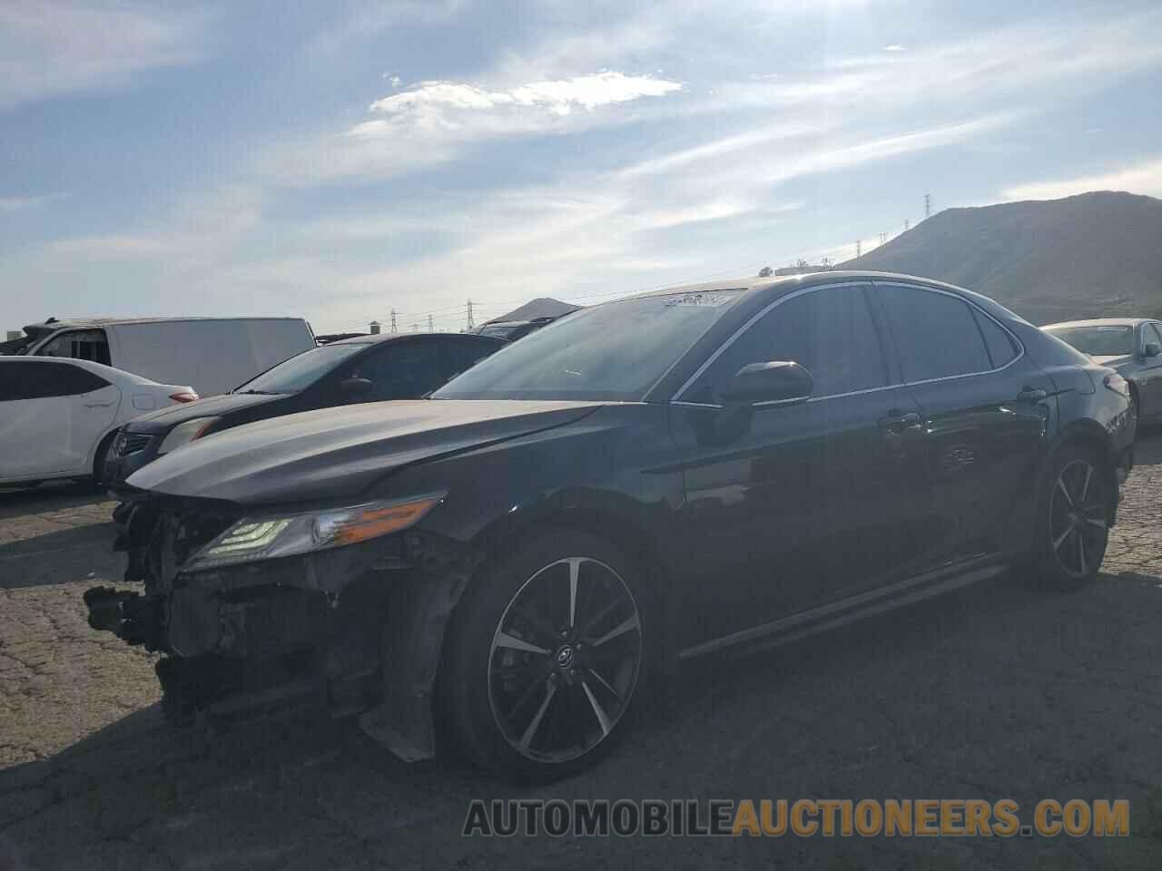 4T1B61HK8JU126647 TOYOTA CAMRY 2018