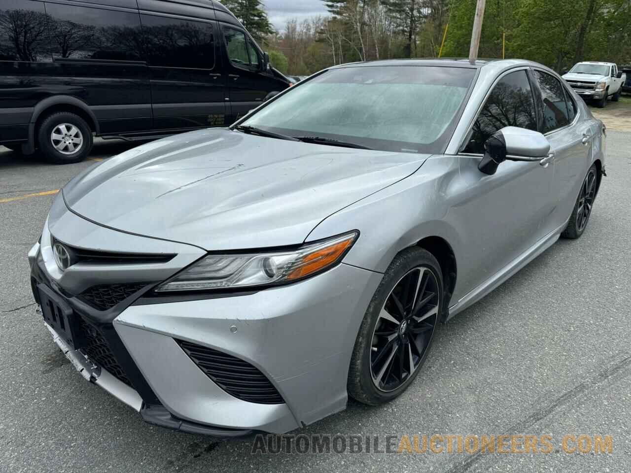 4T1B61HK8JU506037 TOYOTA CAMRY 2018