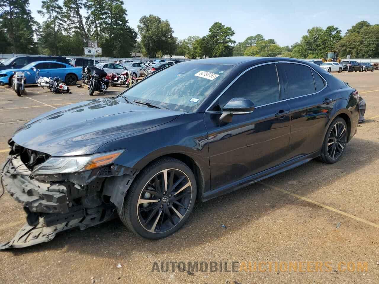 4T1B61HK8JU549244 TOYOTA CAMRY 2018