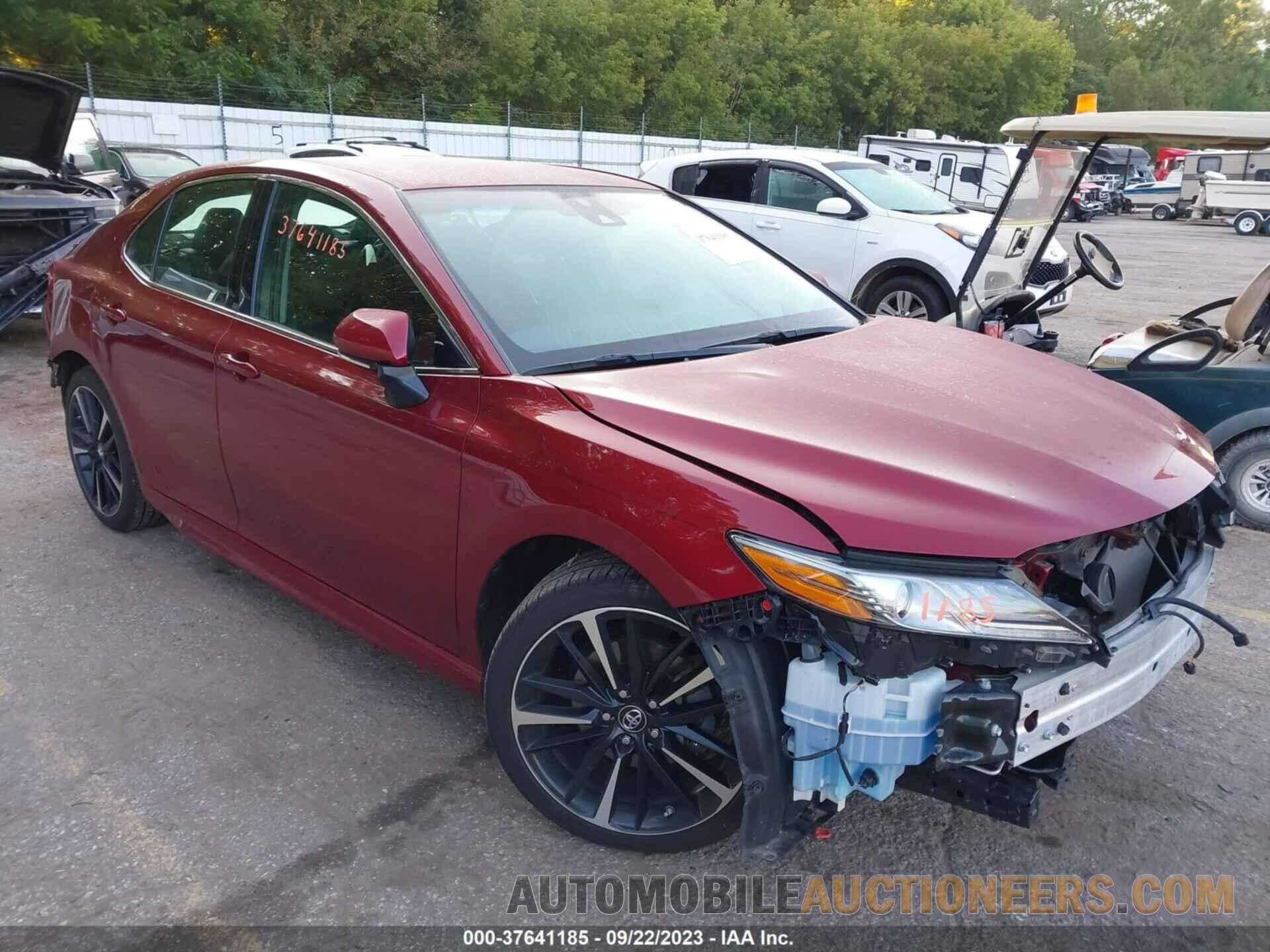 4T1B61HK8JU649621 TOYOTA CAMRY 2018