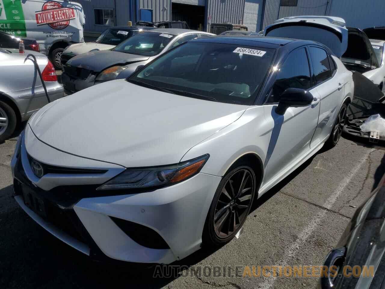 4T1B61HK8KU269017 TOYOTA CAMRY 2019