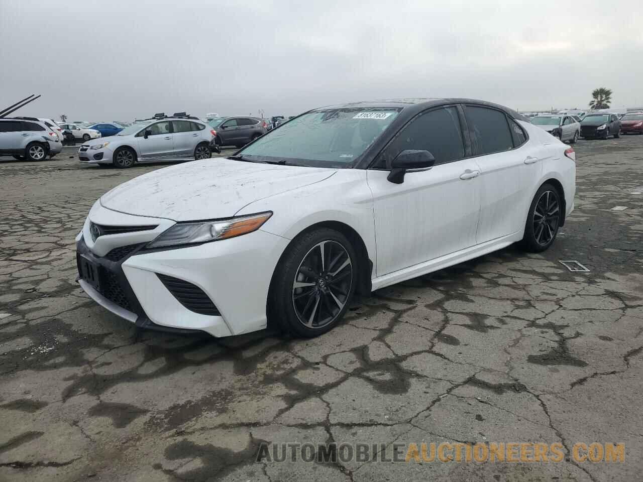 4T1B61HK8KU299070 TOYOTA CAMRY 2019