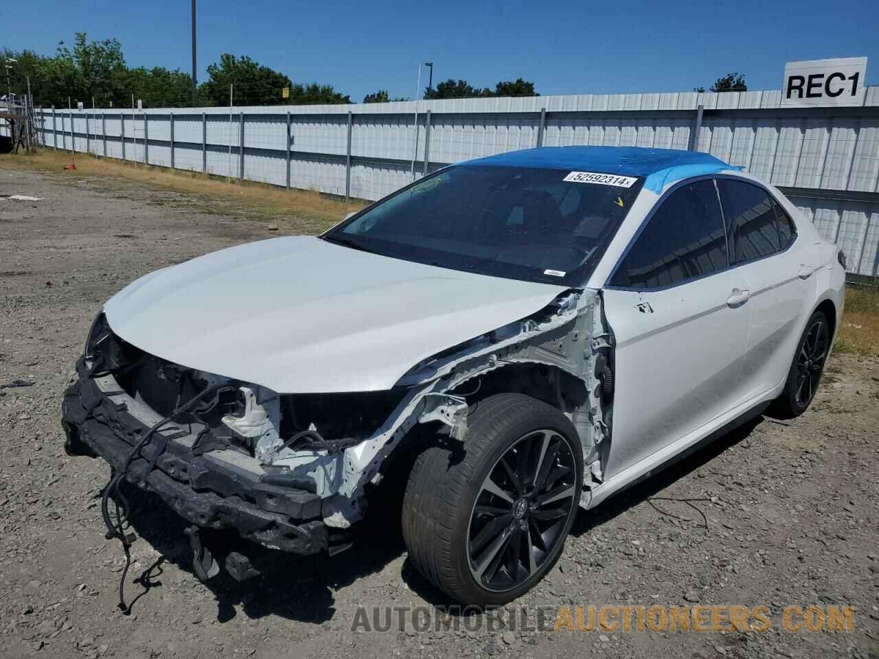 4T1B61HK8KU764267 TOYOTA CAMRY 2019