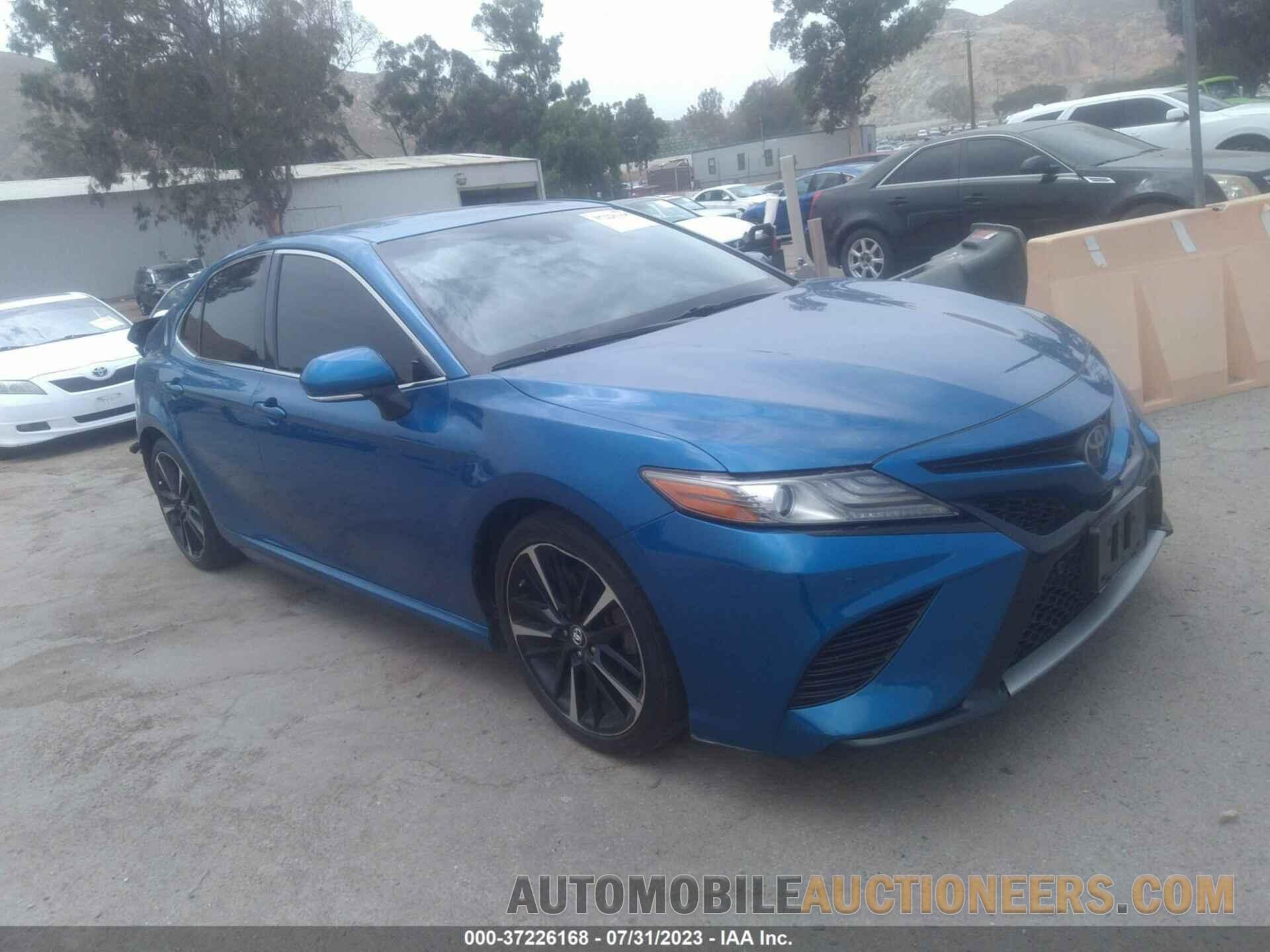 4T1B61HK9JU038142 TOYOTA CAMRY 2018