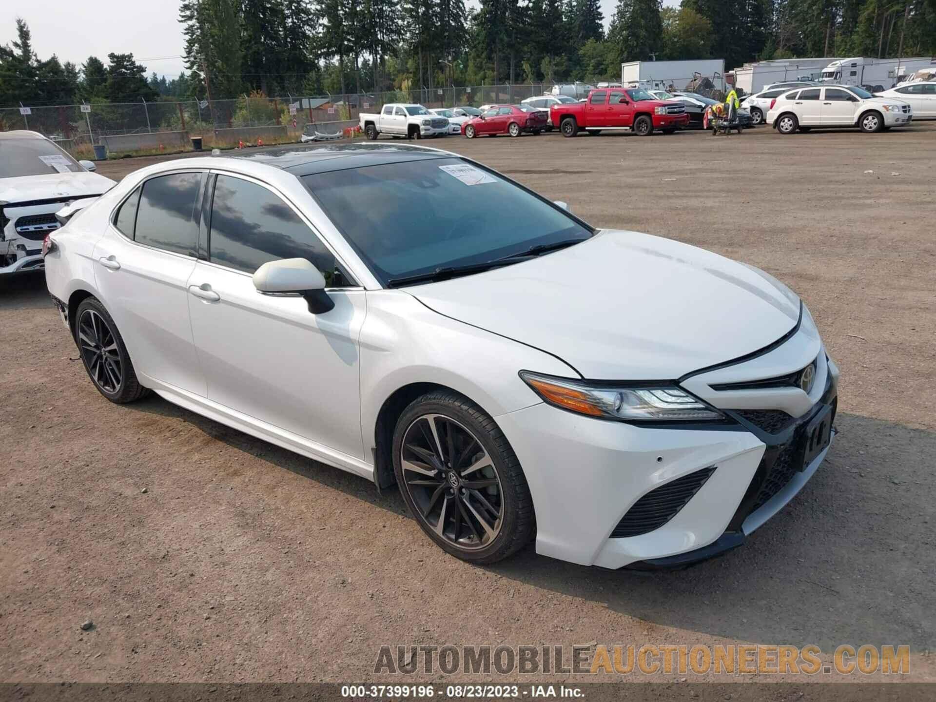 4T1B61HK9JU047570 TOYOTA CAMRY 2018