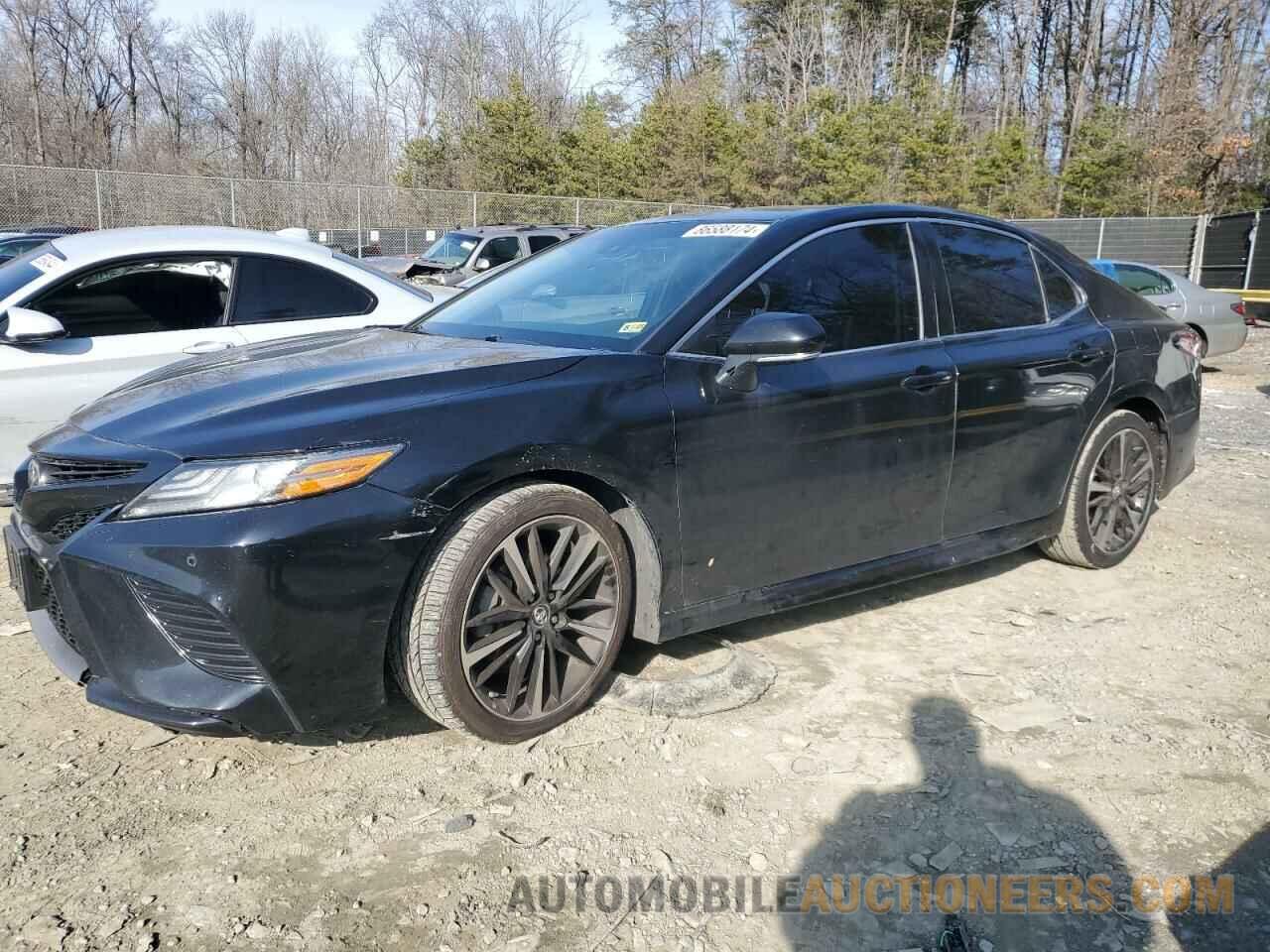 4T1B61HK9JU055569 TOYOTA CAMRY 2018