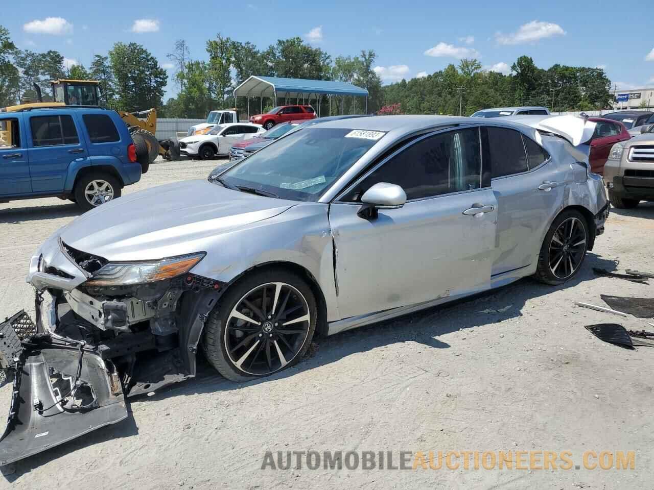 4T1B61HK9JU064563 TOYOTA CAMRY 2018