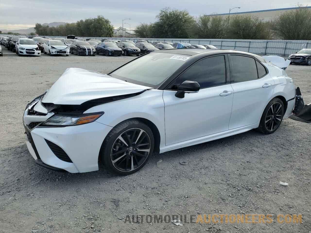 4T1B61HK9JU066216 TOYOTA CAMRY 2018