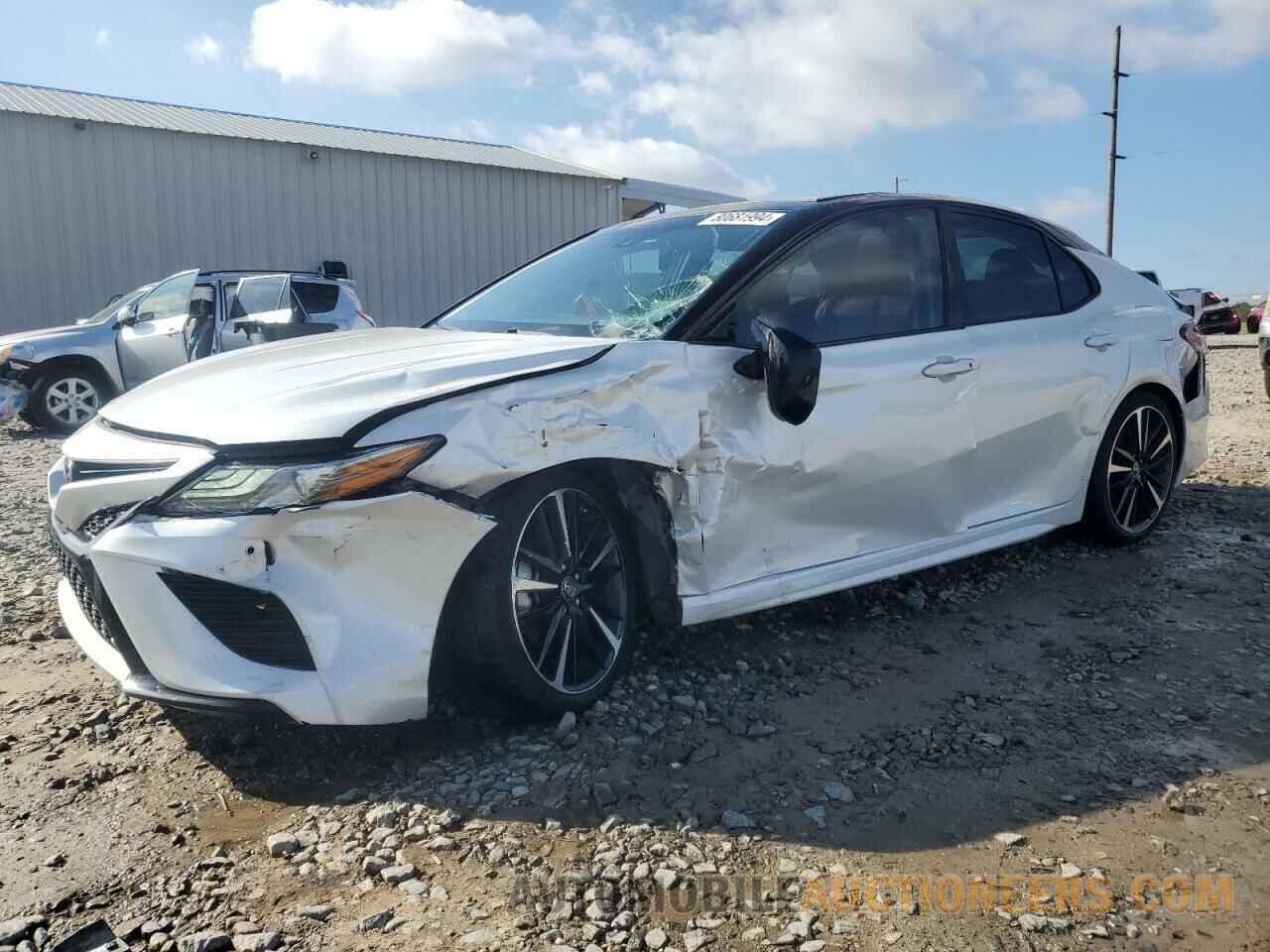 4T1B61HK9JU071478 TOYOTA CAMRY 2018