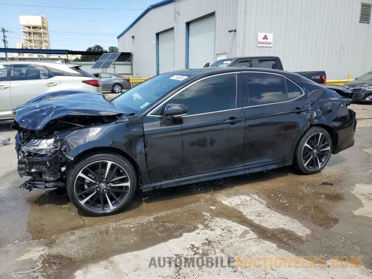 4T1B61HK9JU073098 TOYOTA CAMRY 2018