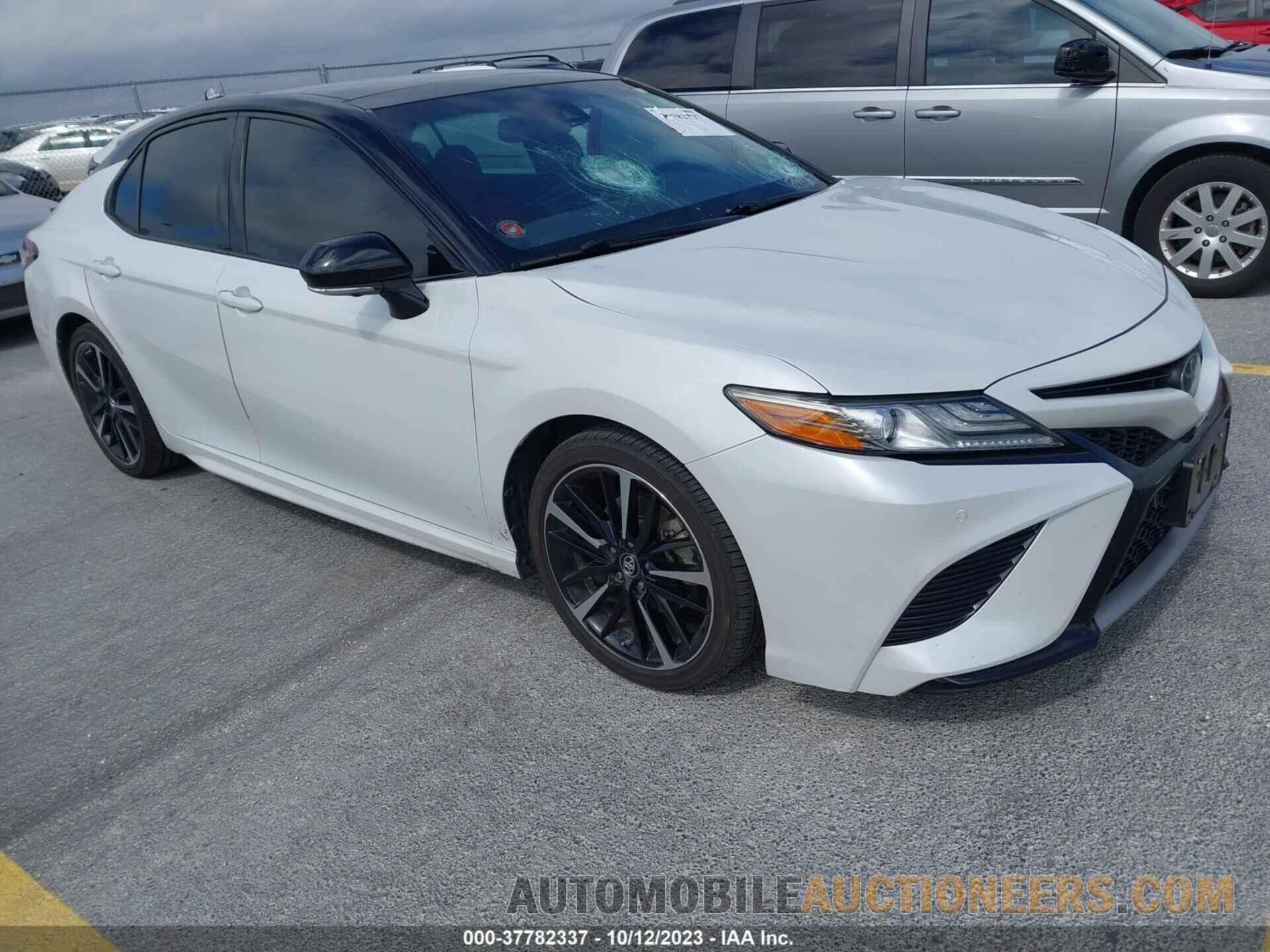 4T1B61HK9JU086529 TOYOTA CAMRY 2018