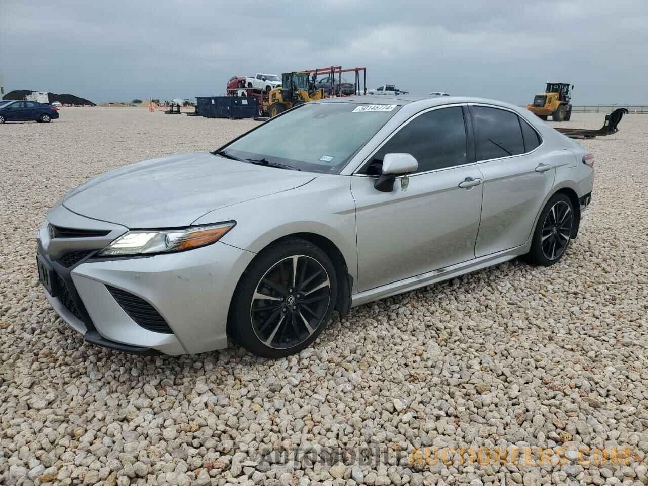 4T1B61HK9JU095716 TOYOTA CAMRY 2018