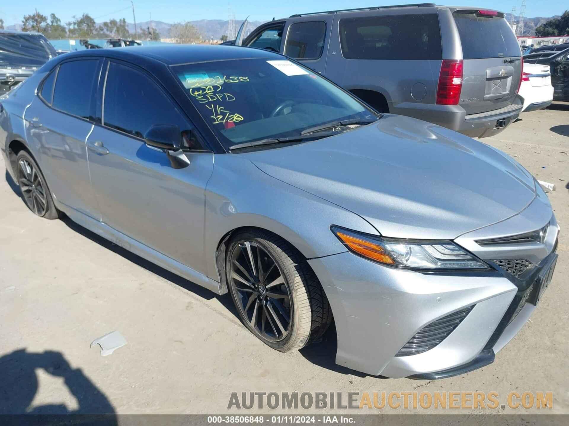 4T1B61HK9JU117648 TOYOTA CAMRY 2018