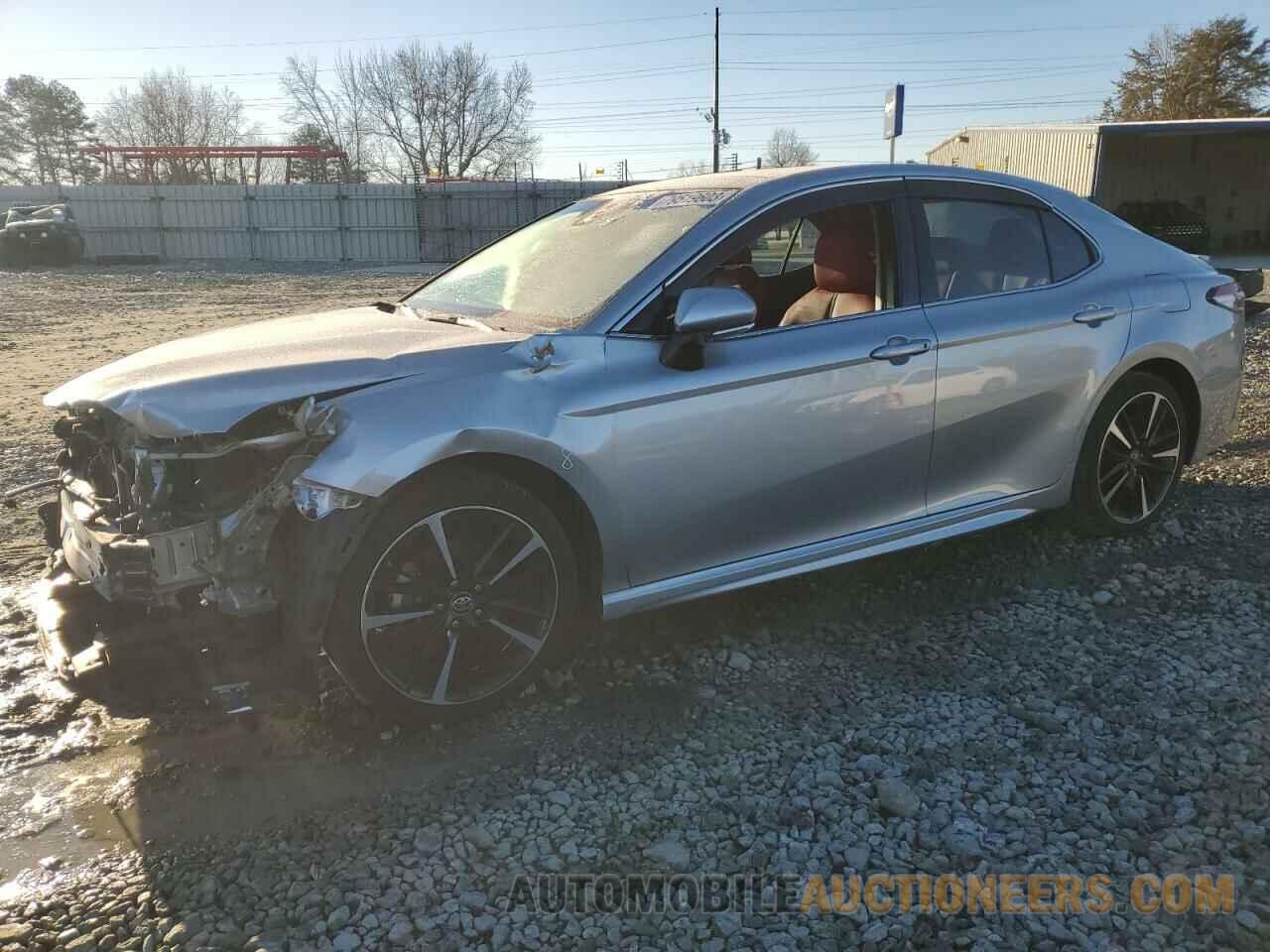 4T1B61HK9JU120646 TOYOTA CAMRY 2018